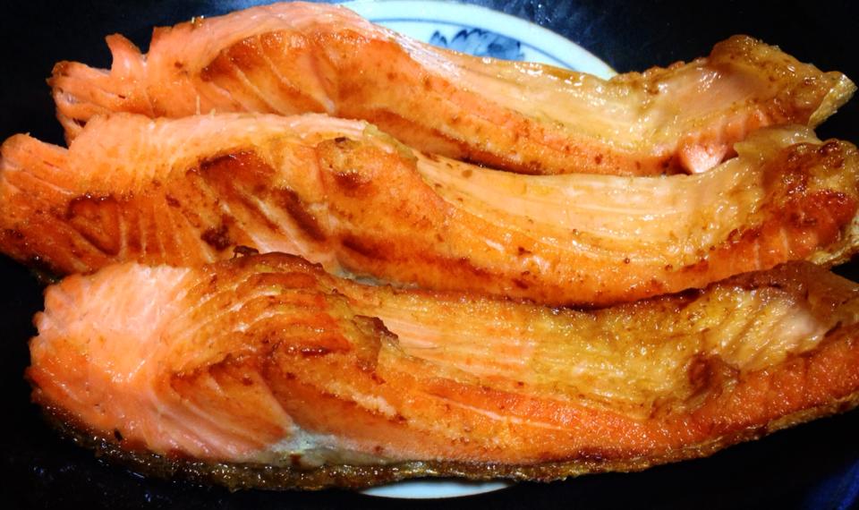 SaltGarlickSalmon SaltGarlickSalmon